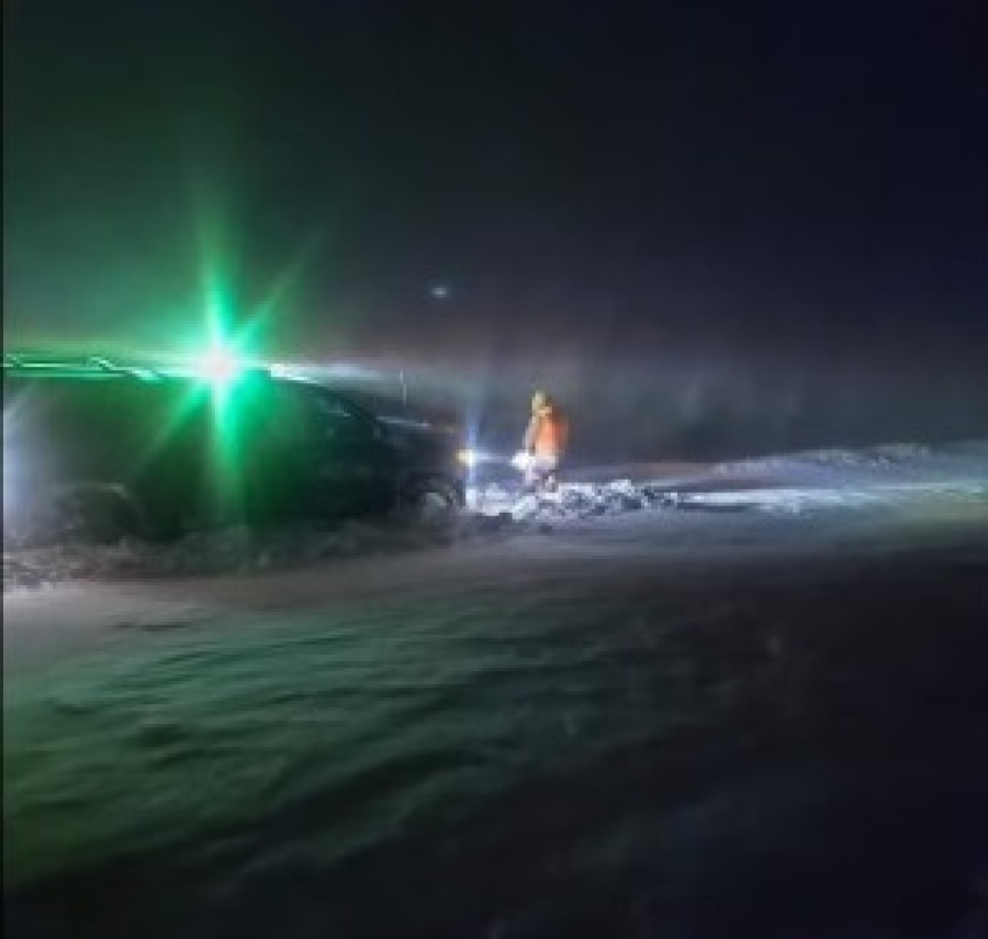 Nevasca deixa turistas brasileiros presos em estrada no Chile, diz imprensa local; equipes tentam resgate pelo 2º dia