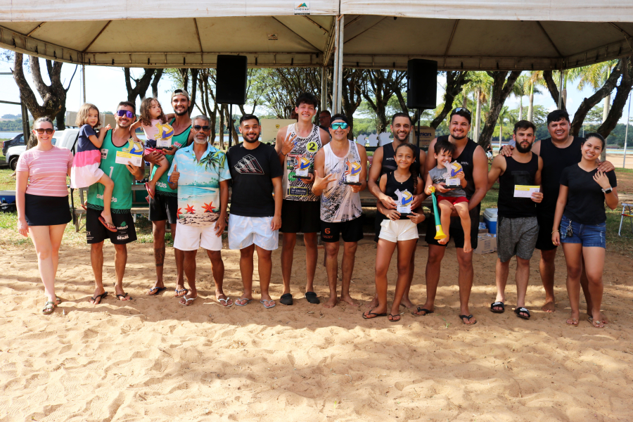Aquaplanagem: o erro instintivo no volante que causa acidentes fatais em dias de chuva