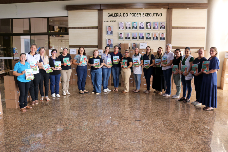 Escolas municipais recebem materiais didáticos do programa Educa Juntos