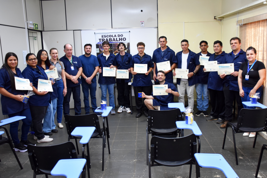 Curso de Automação Industrial forma 26 alunos em São Miguel do Iguaçu
